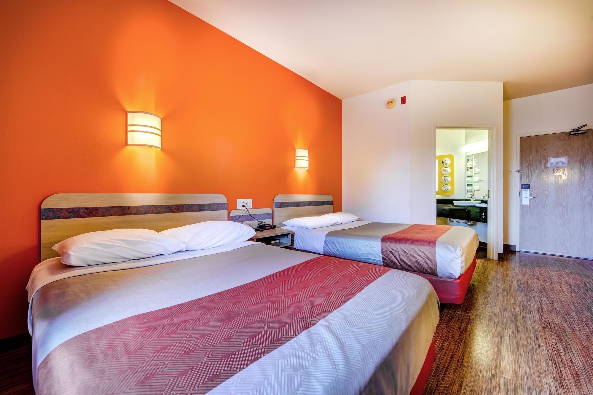 Motel 6-Burlington, On - Toronto West - Oakville 외부 사진