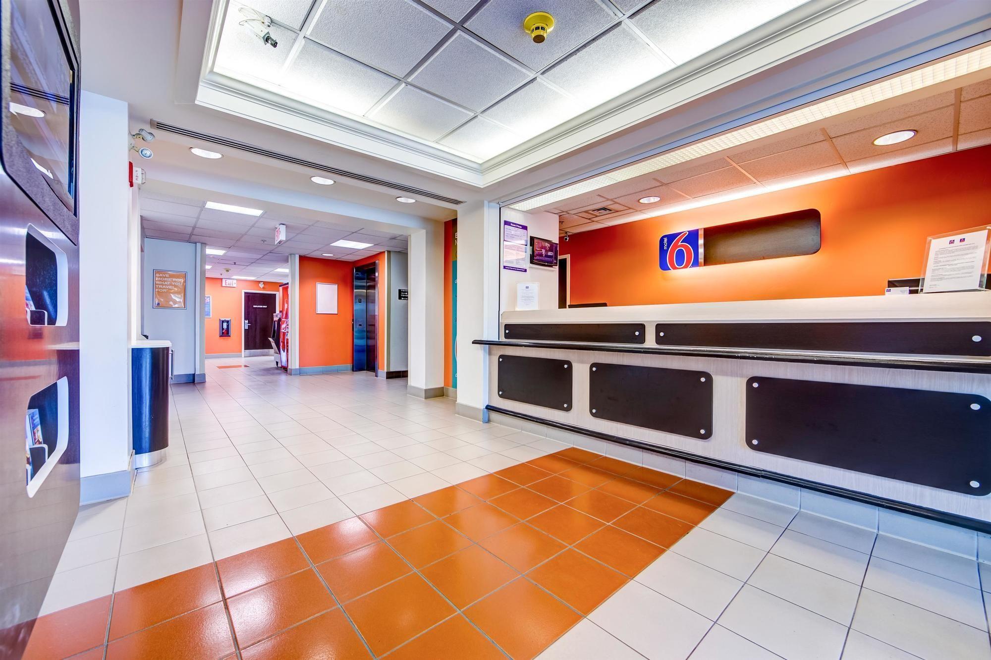 Motel 6-Burlington, On - Toronto West - Oakville 외부 사진