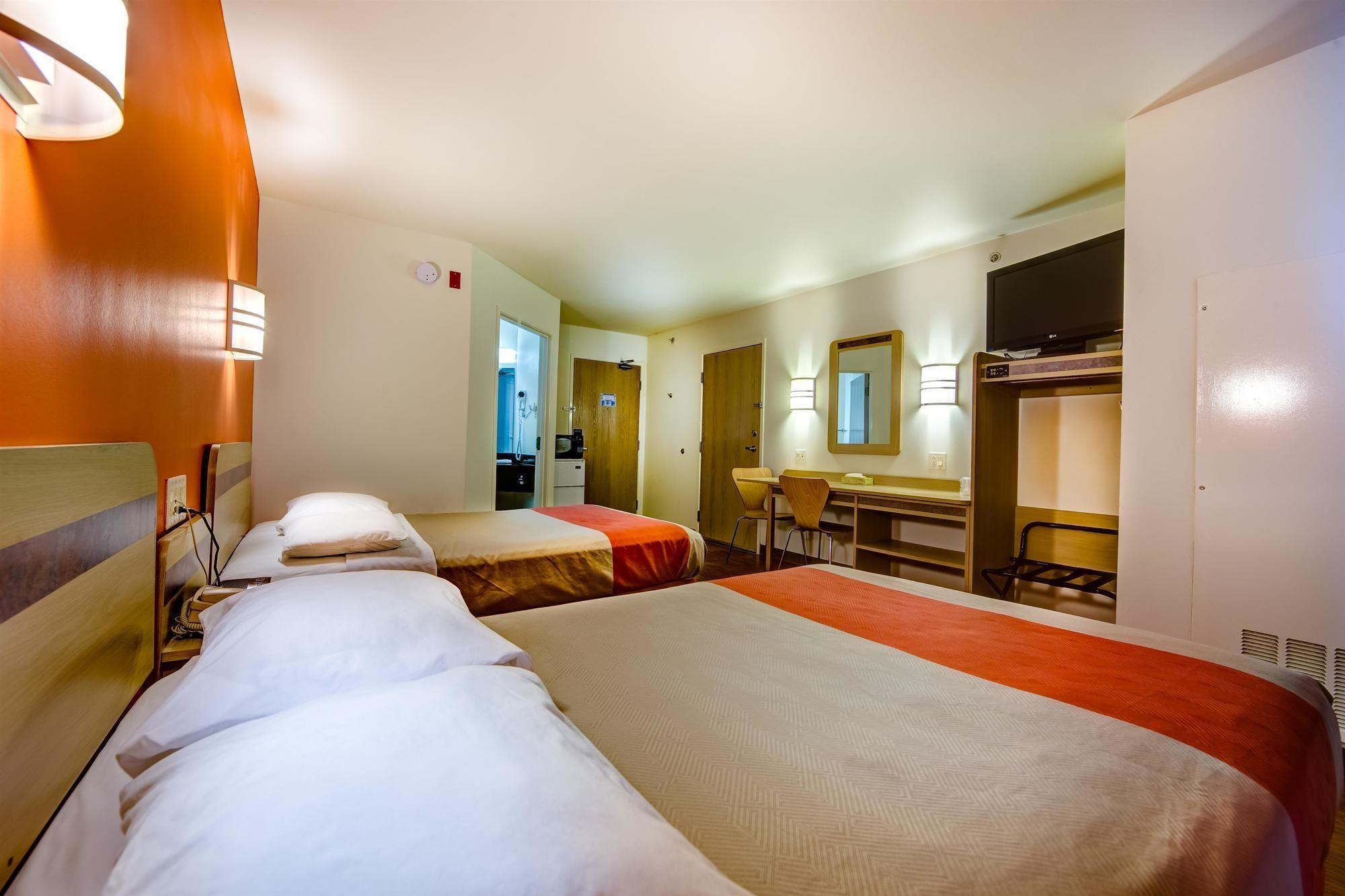 Motel 6-Burlington, On - Toronto West - Oakville 외부 사진