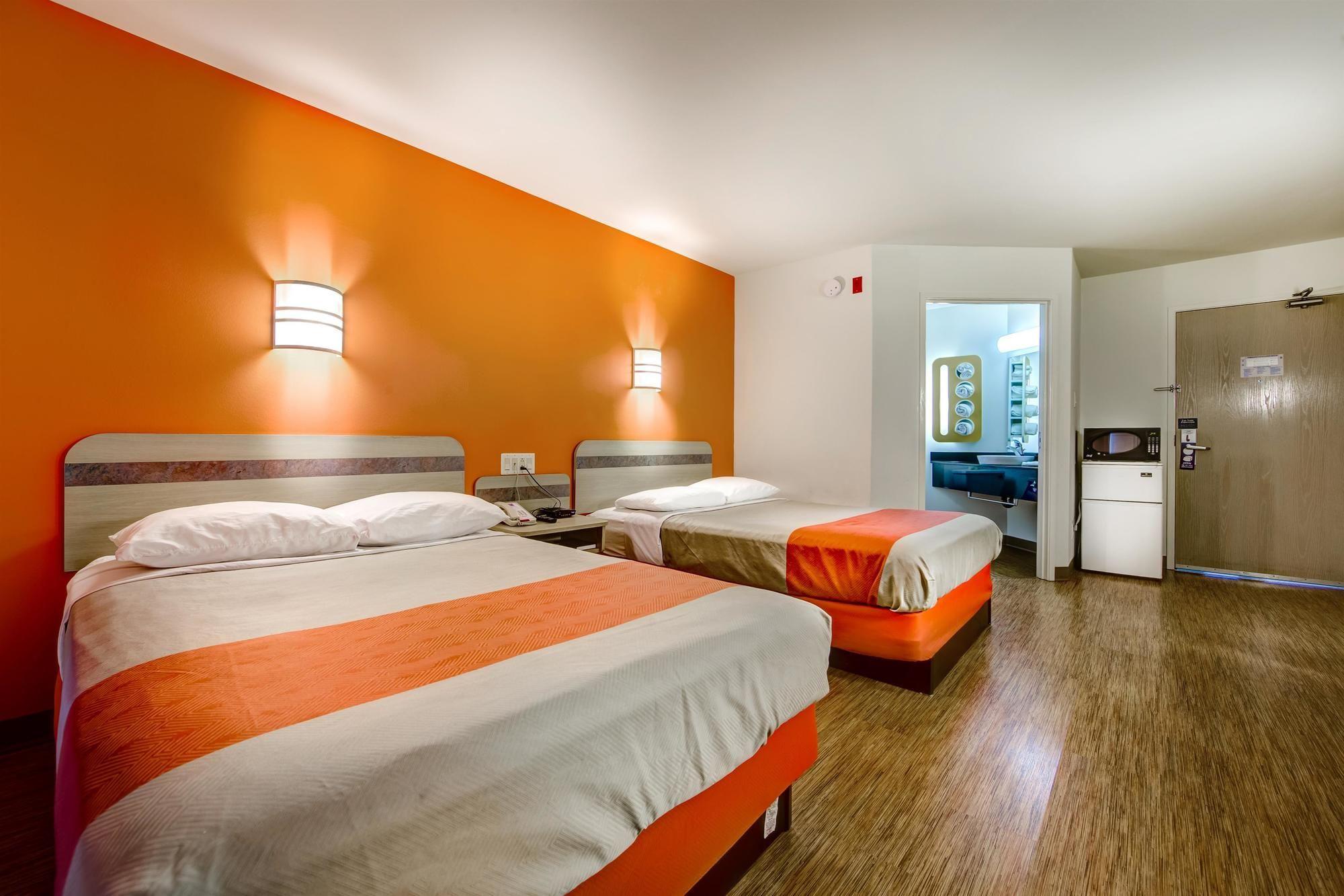 Motel 6-Burlington, On - Toronto West - Oakville 외부 사진