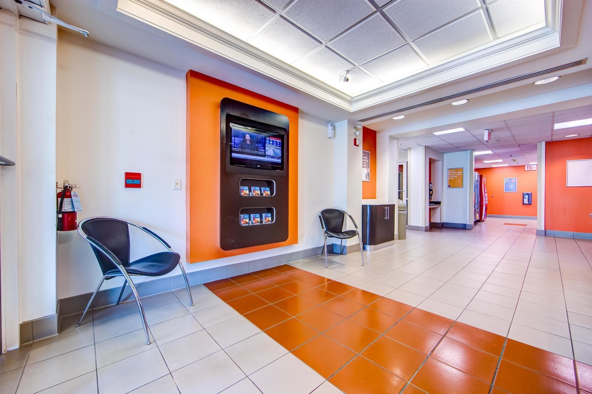 Motel 6-Burlington, On - Toronto West - Oakville 외부 사진