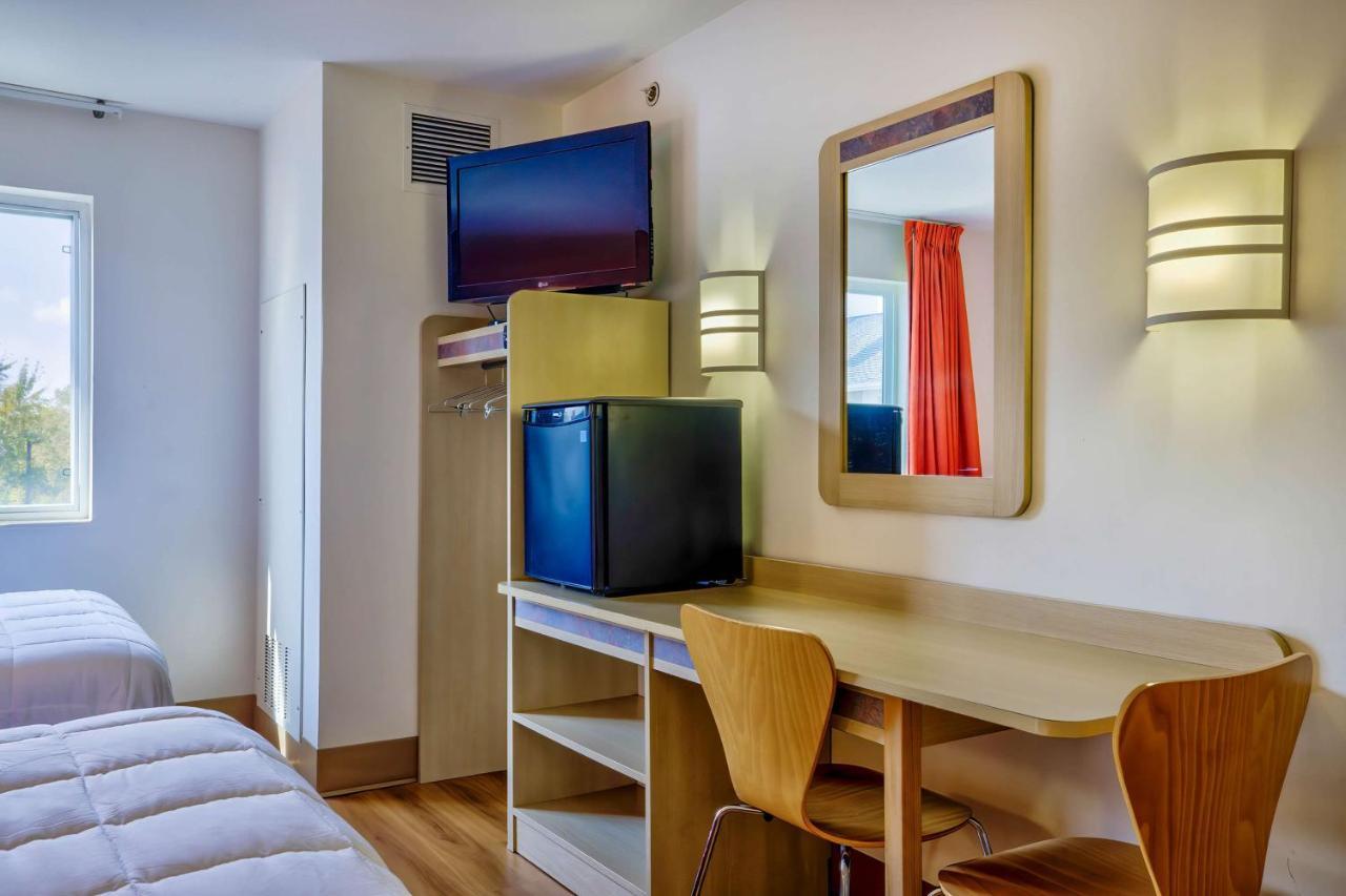 Motel 6-Burlington, On - Toronto West - Oakville 외부 사진