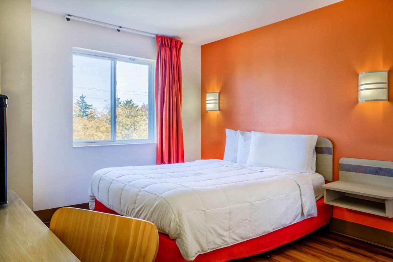 Motel 6-Burlington, On - Toronto West - Oakville 외부 사진